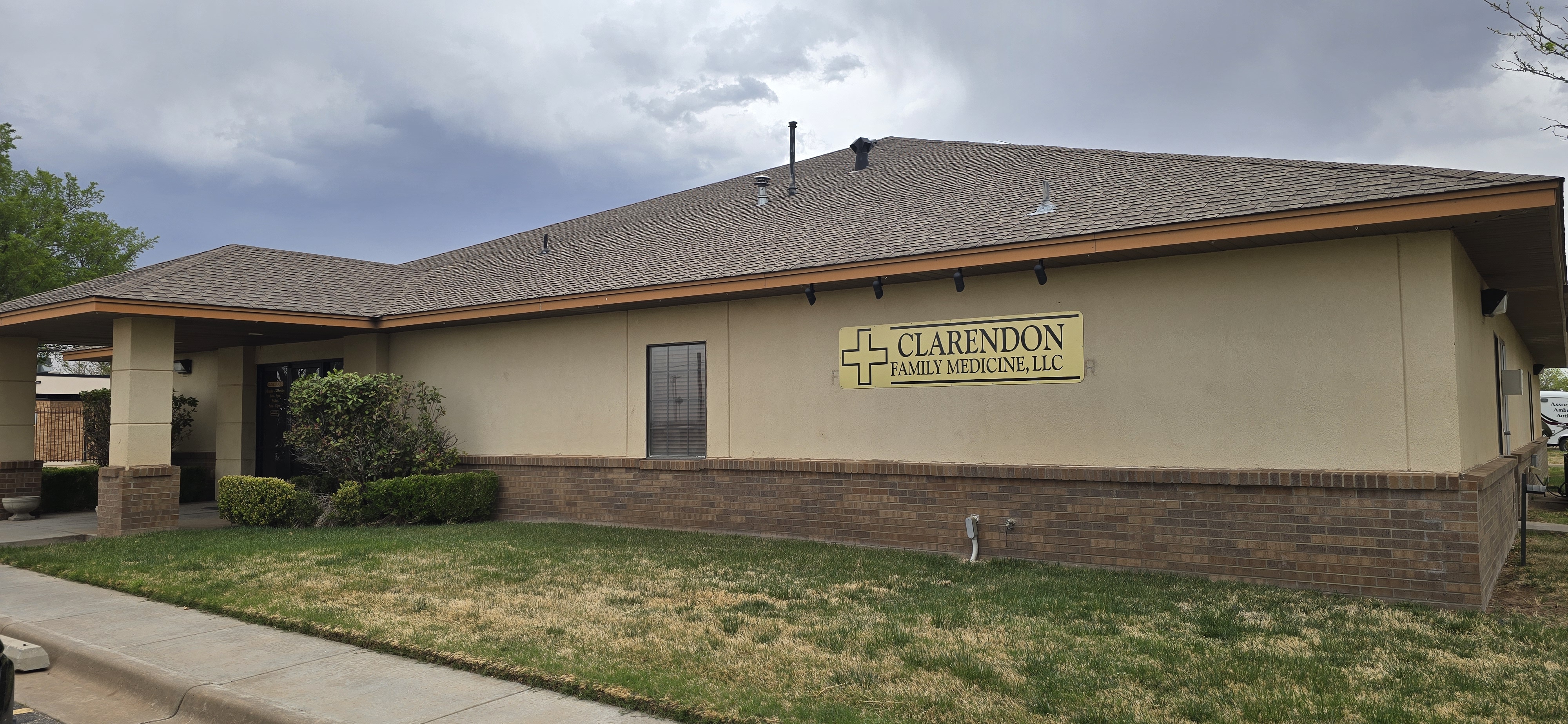 Clarendon Family Medicine clinic building